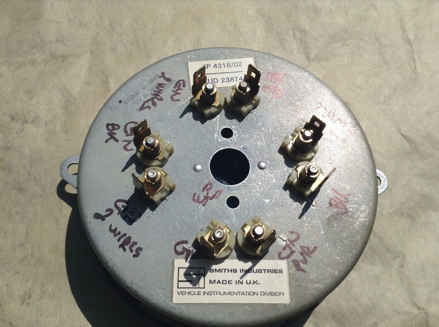 ROLLS-ROYCE 84 SILVER SPUR OIL TEMP FUEL BATTERY GAUGE CLUSTER UD23874 USED