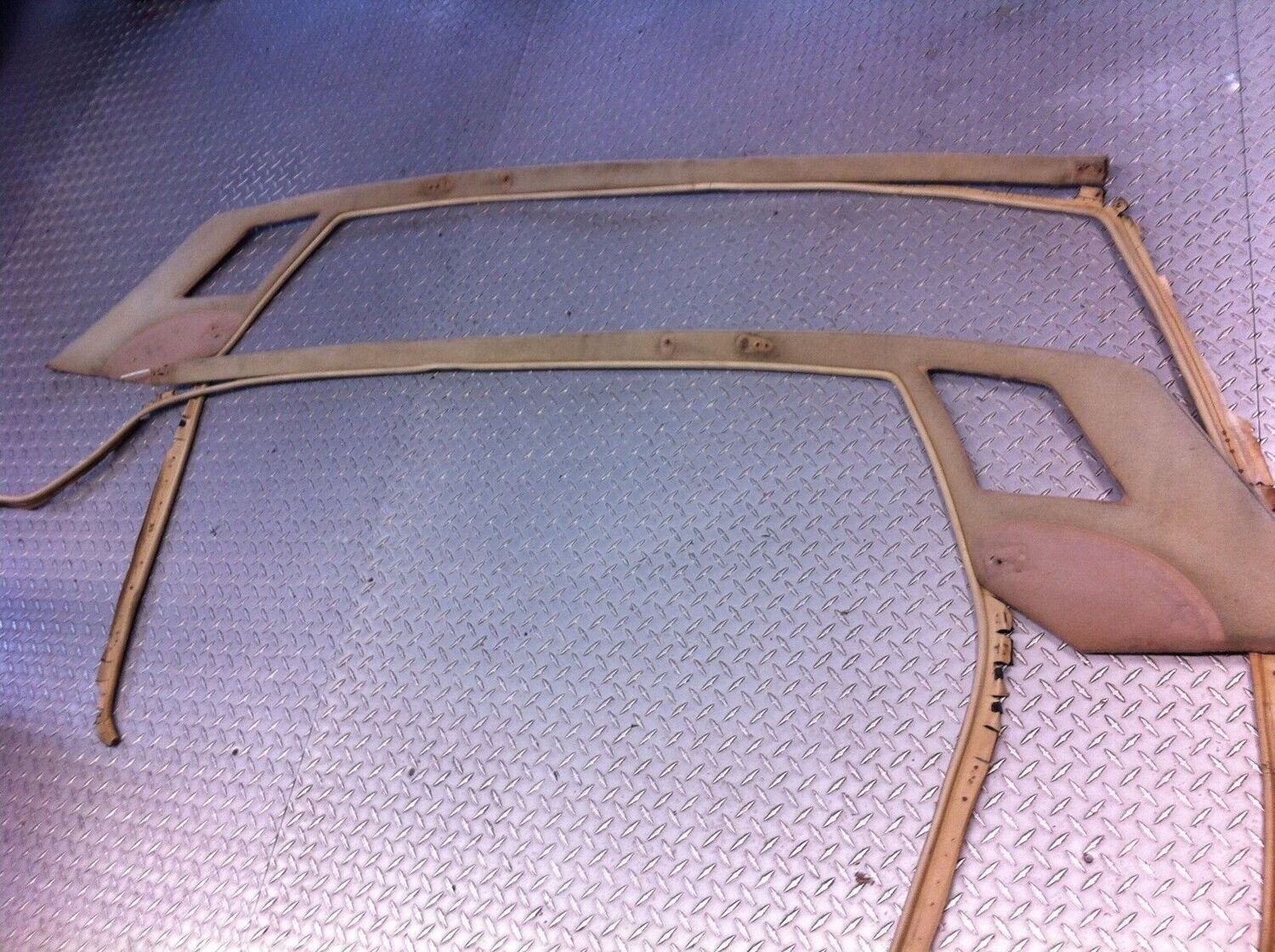 65 - 80 ROLLS ROYCE SILVER SHADOW  C PILLAR HEADLINER TRIM TAN BUNDLE