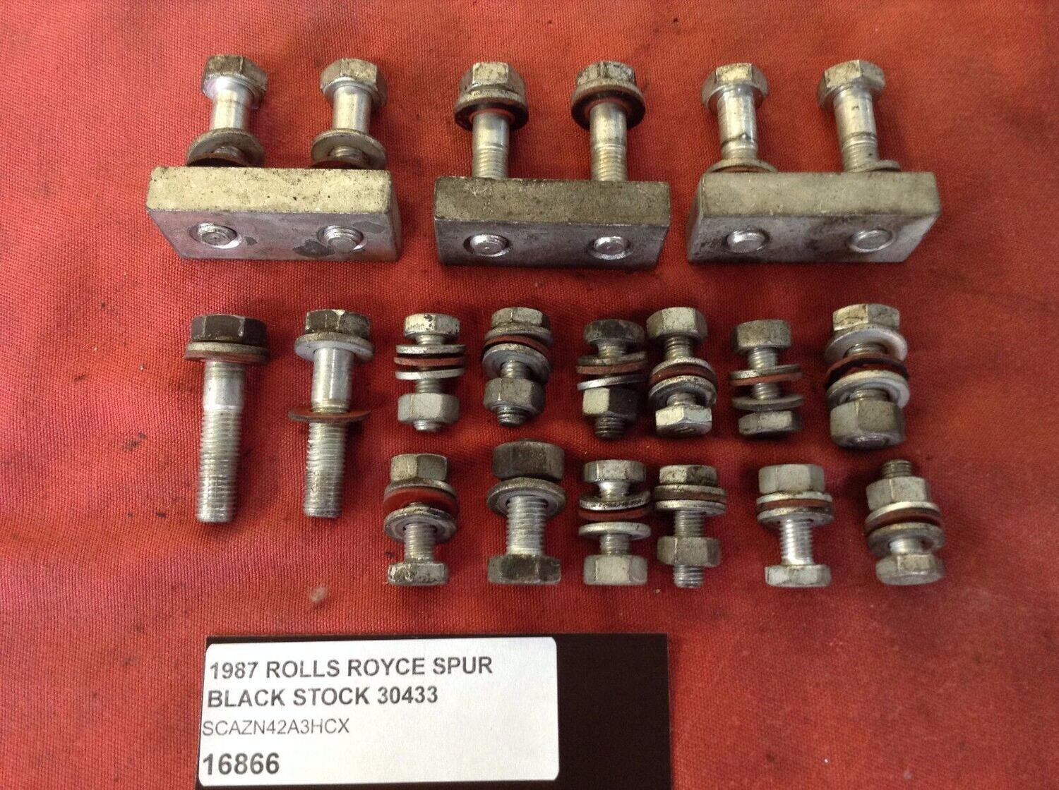 81 - 91 ROLLS ROYCE SILVER SPUR SHOCK SCREW SET