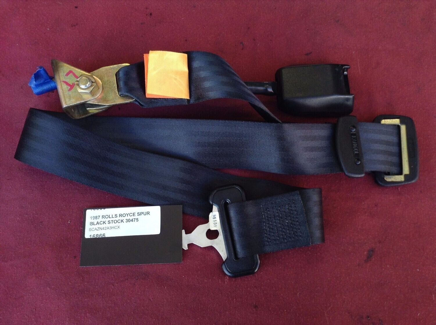 81 - 91 ROLLS ROYCE SILVER SPUR LEFT CENTER REAR SEAT BELT