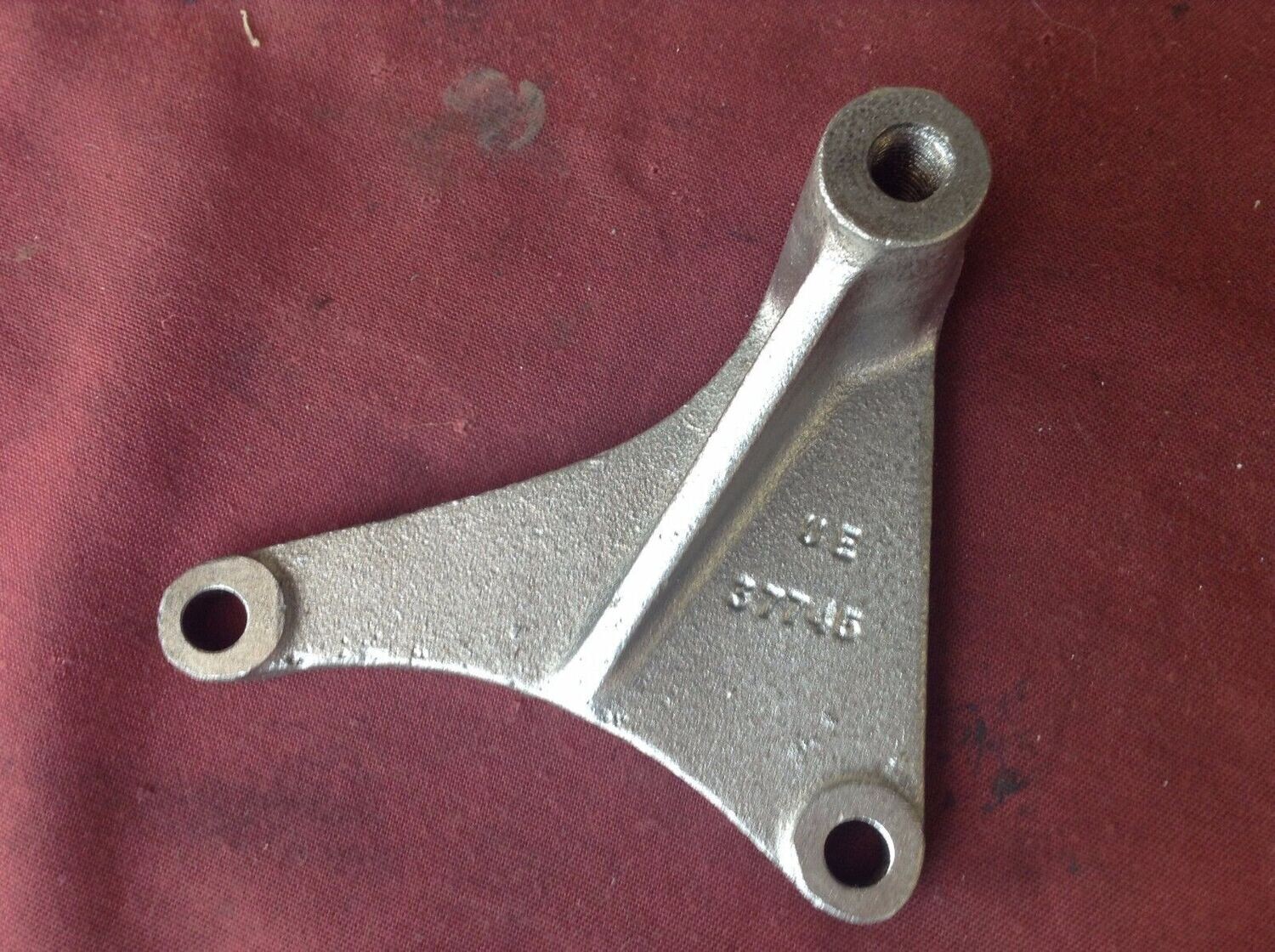 65 - 80 ROLLS ROYCE SILVER SHADOW AIR PUMP BRACKET