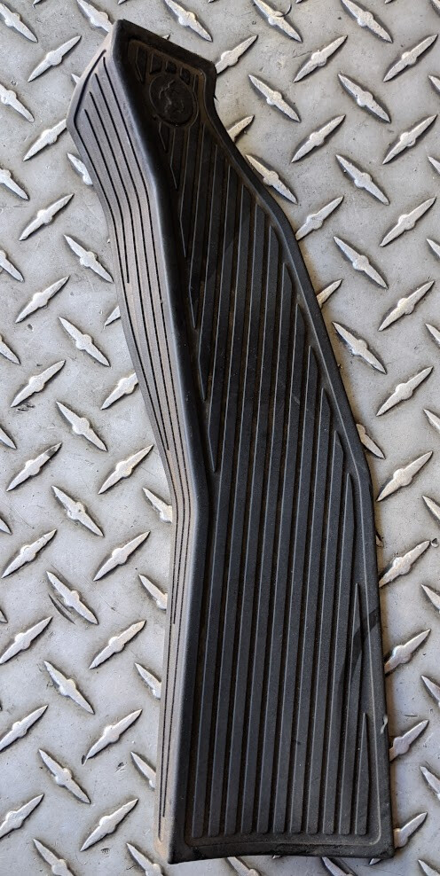 FERRARI 360 DEAD PEDAL RUBBER PAD 65628900