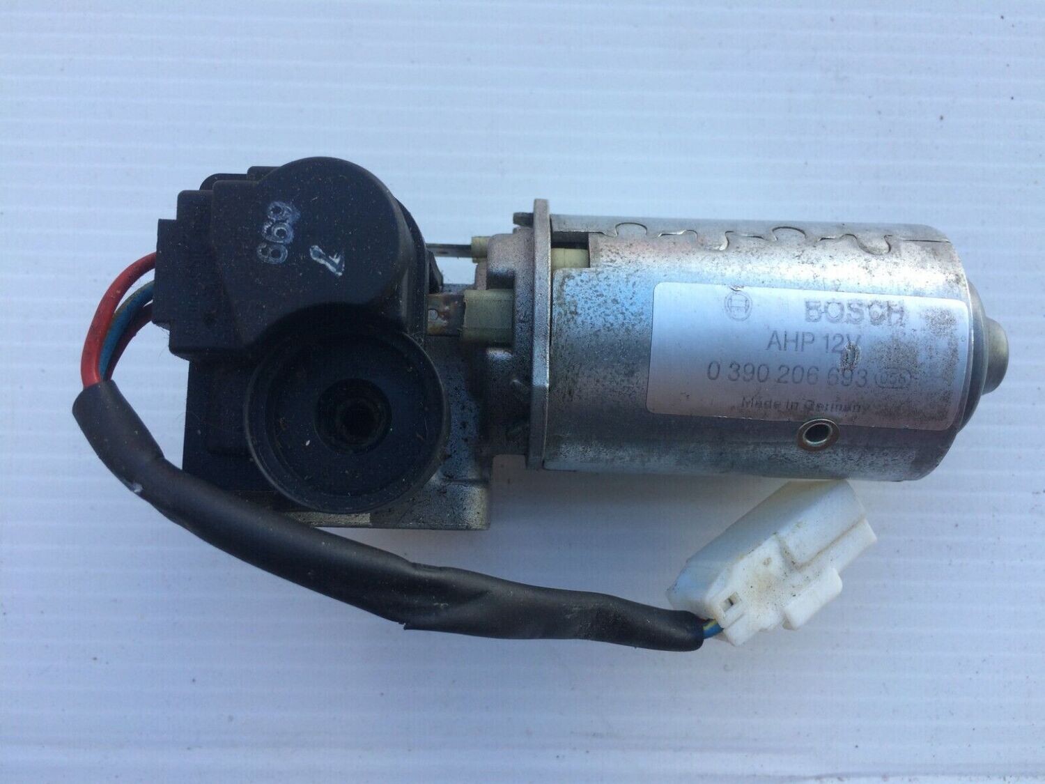 Rolls Royce Silver Spur TILT column  STEERING motor complete UT10065