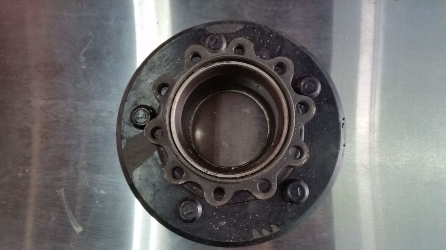 relist 80 TO 89 ROLLS ROYCE SILVER SPIRIT SPUR DAWN LEFT REAR HUB STUDS RACE