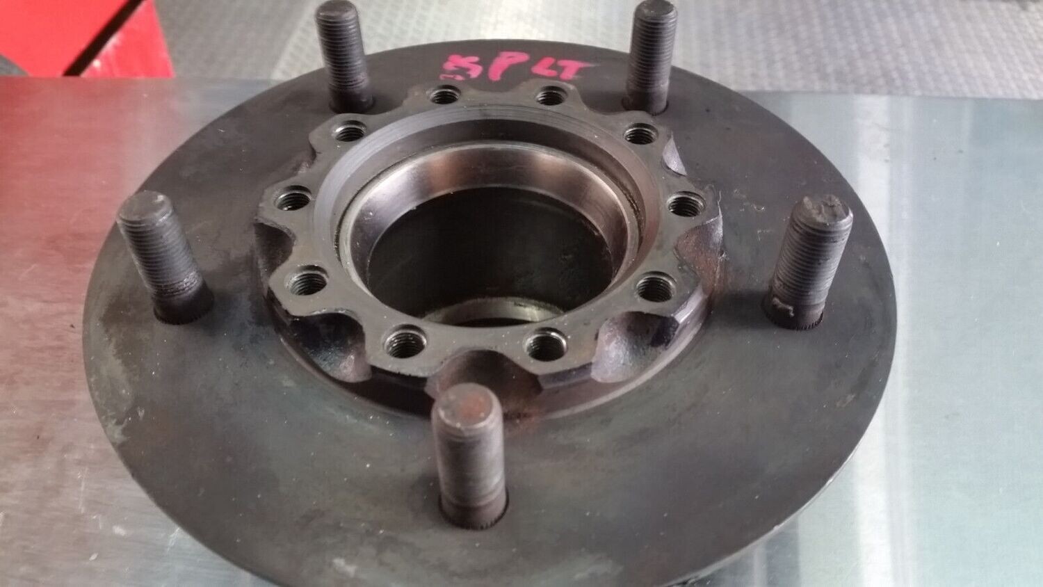relist 80 TO 89 ROLLS ROYCE SILVER SPIRIT SPUR DAWN LEFT REAR HUB STUDS RACE