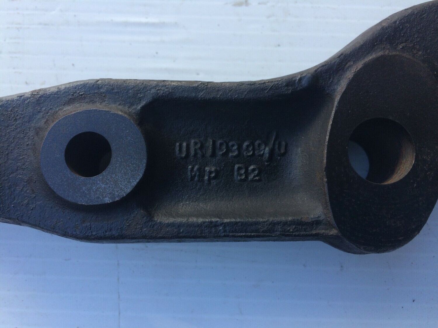 81  99 ROLLS ROYCE SILVER SPUR BENTLEY TURBO DAWN LOWER BALL JOINT ARM UR19399