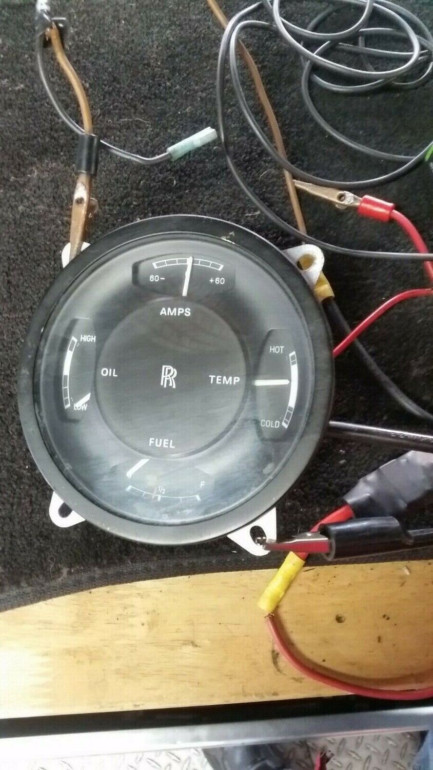 76 TO 81 ROLLS ROYCE SILVER SHADOW SPUR FUEL TEMPERATURE OIL GAS AMP METER GAUGE