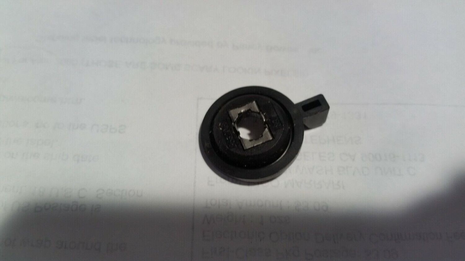 ROLLS ROYCE SILVER SHADOW radio PARTS TONE BALANCE KNOB BEHIND FRONT KNOB