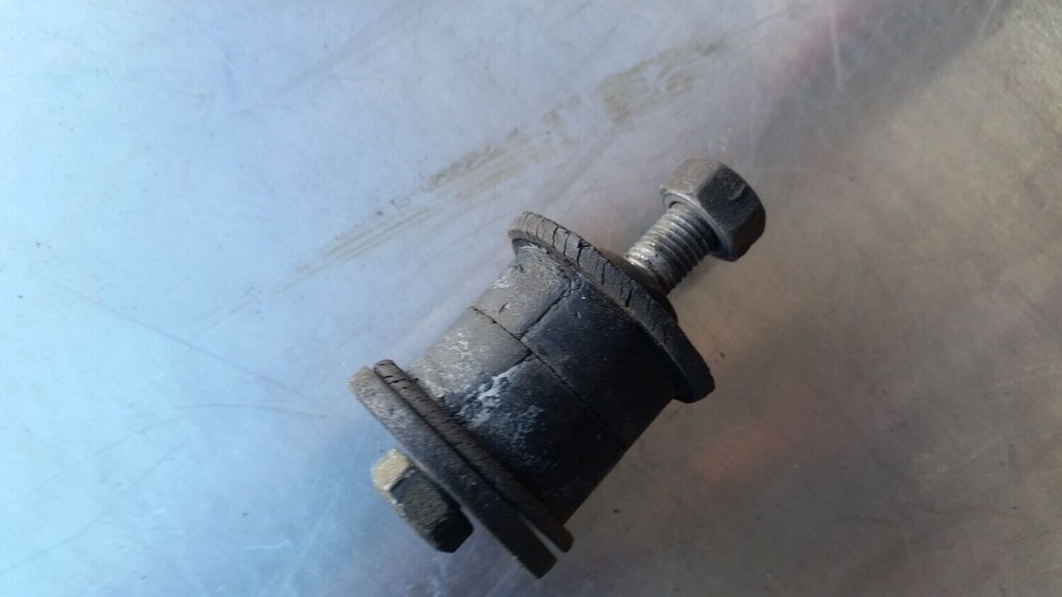 ROLLS ROYCE SILVER SHADOW  SPARE TIRE RACK BUSHING