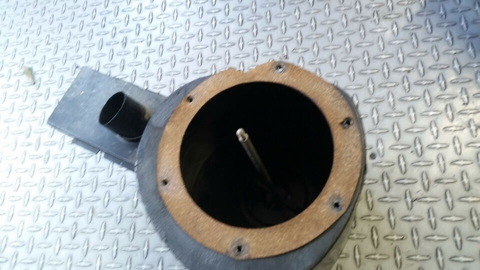 ROLLS ROYCE SILVER SHADOW AIR INTAKE HOUSING AIR FILTER UE40777 30K TO 41601