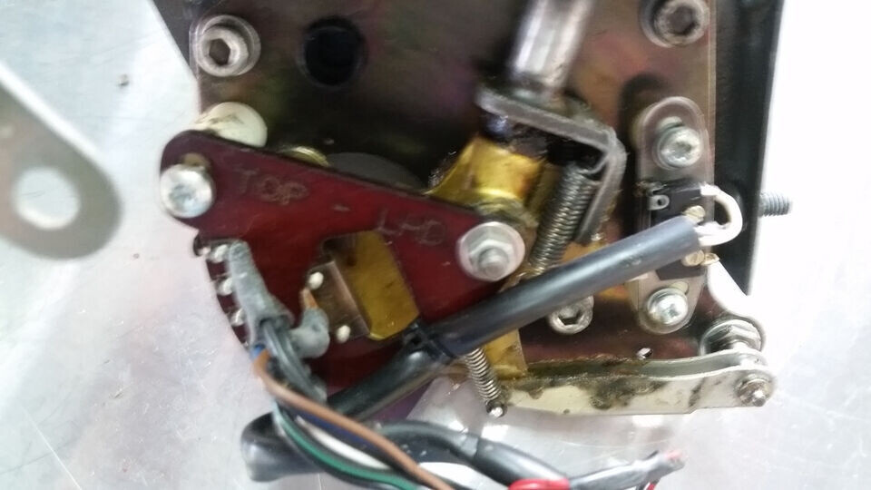 97 BENTLEY TURBO R RL SHIFTER LEVER CONTROL SWITCH GEAR CHANGE