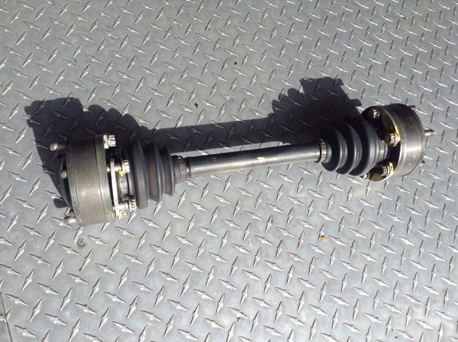 84 ROLLS-ROYCE SILVER SPUR REAR RIGHT OR LEFT DRIVE AXLE SHAFT