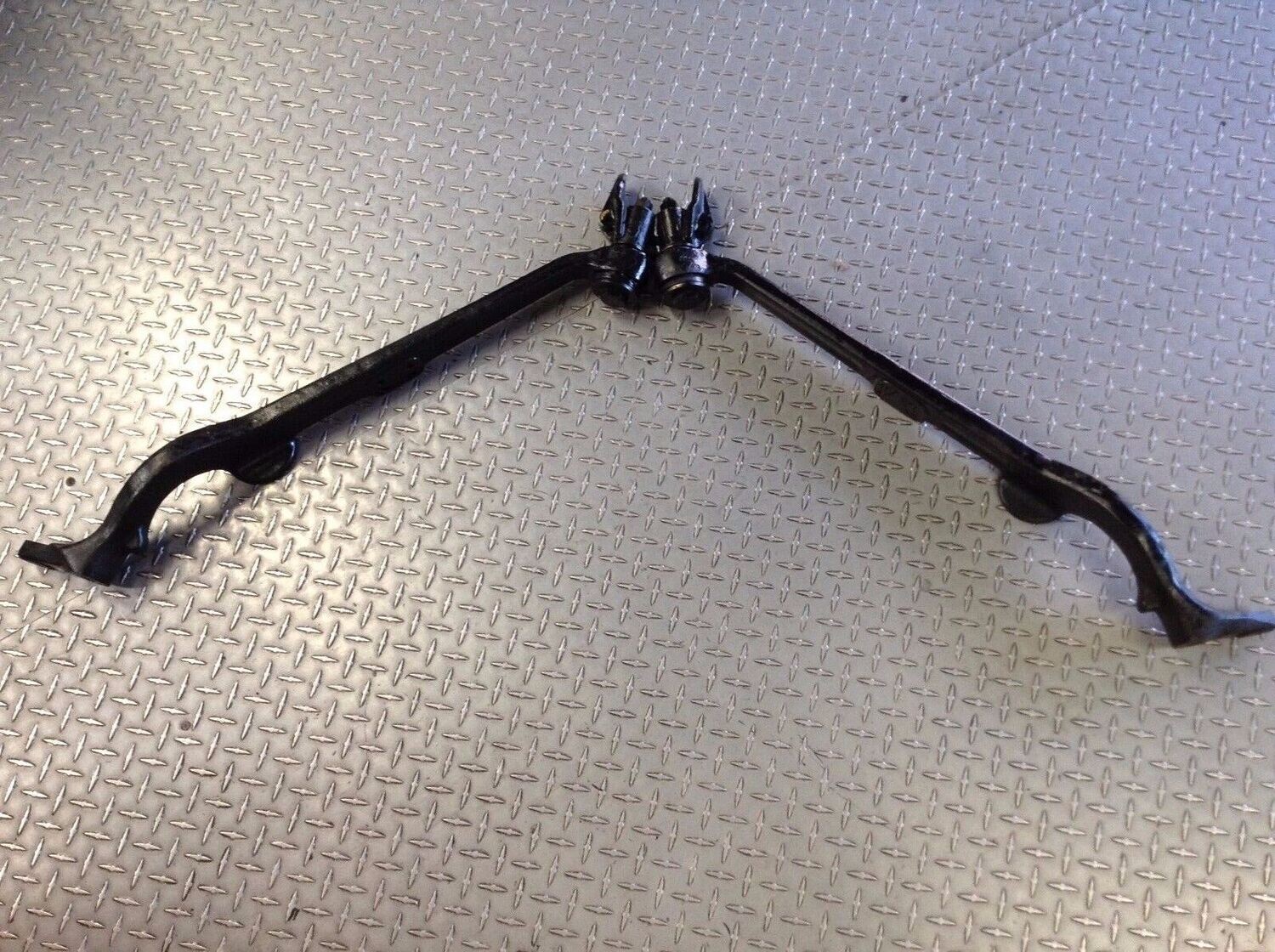 84 ROLLS ROYCE SILVER SPIRIT SPUR COMPLETE FRONT LOWER CONTROL ARM BUNDLE