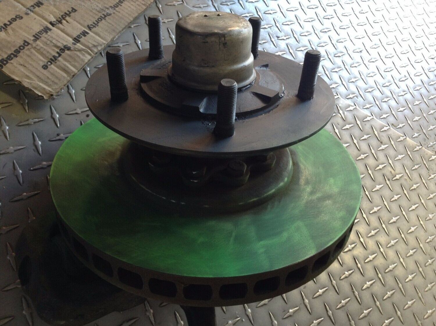 84 ROLLS-ROYCE SILVER SPUR RIGHT FRONT SPINDLE KNUCKLE HUB ASSEMBLY W/ ROTOR
