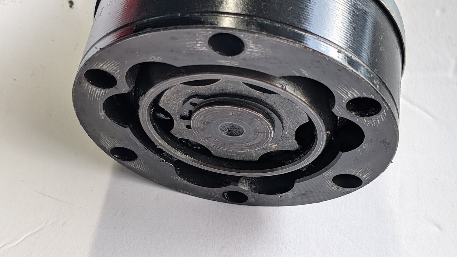 FERRARI PARTS AXLE SHAFT DRIVE REBUILT 103885 -
