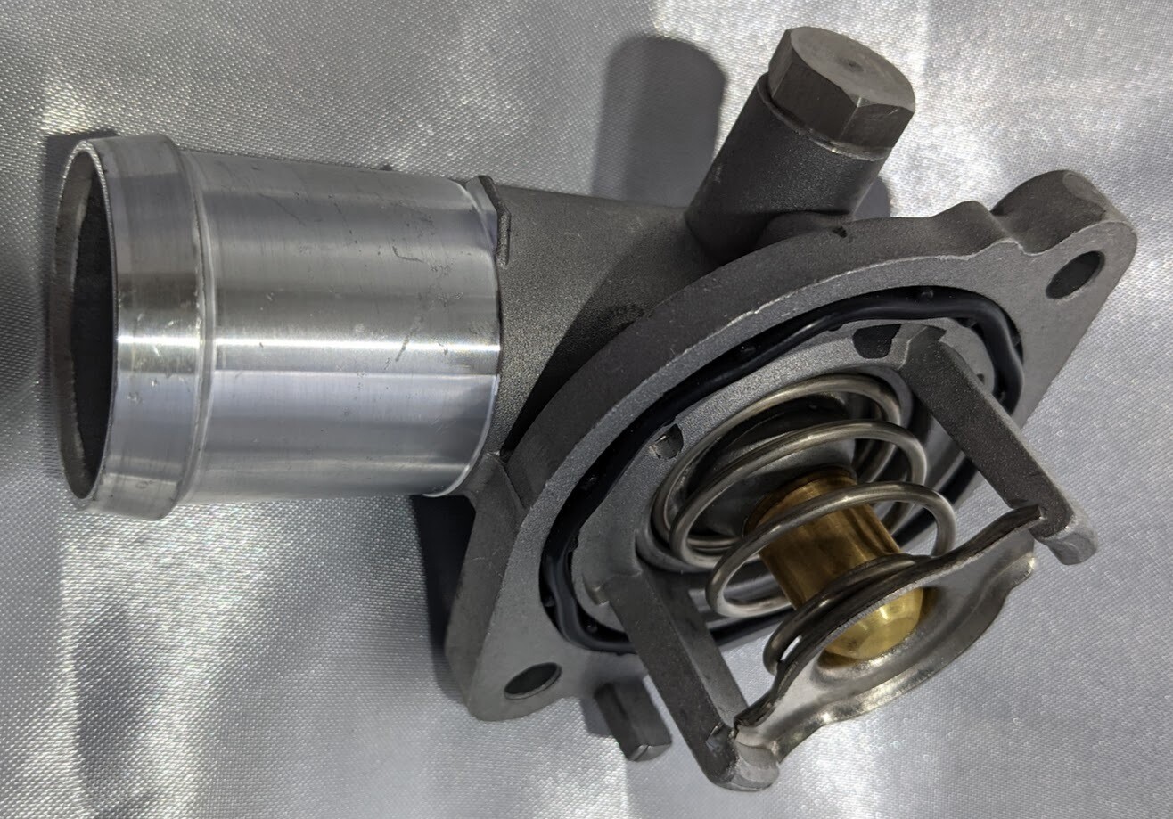 ECP Thermostat, HOUSING AND GASKET  for Maserati GHIBLI  330424  FROM 2014 ON COMPLETE METAL HOUSING FBA