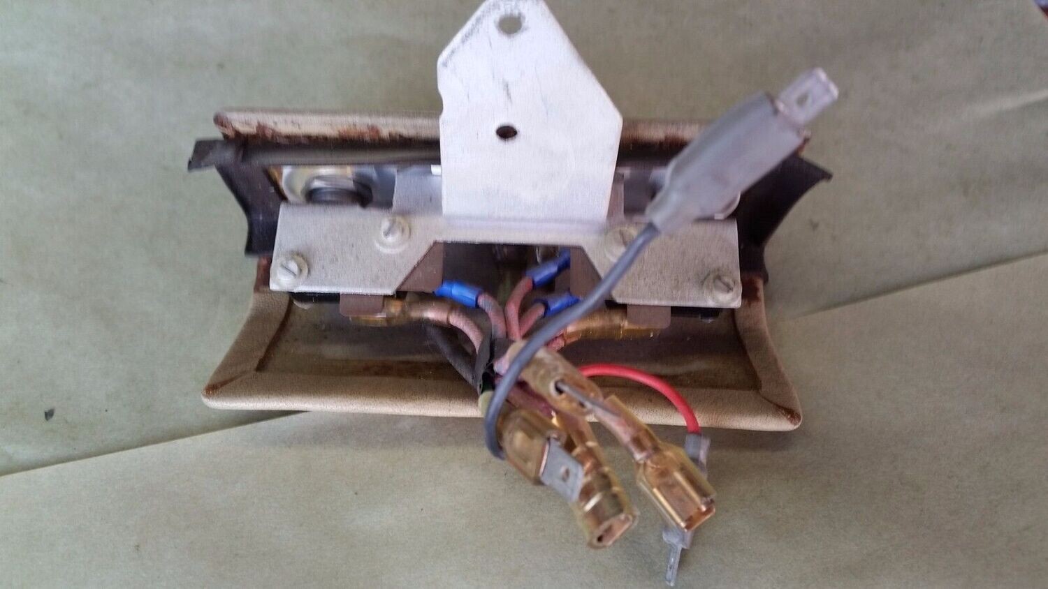 65 - 80 ROLLS ROYCE SILVER SHADOW TAN SPEED CONTROL SWITCH