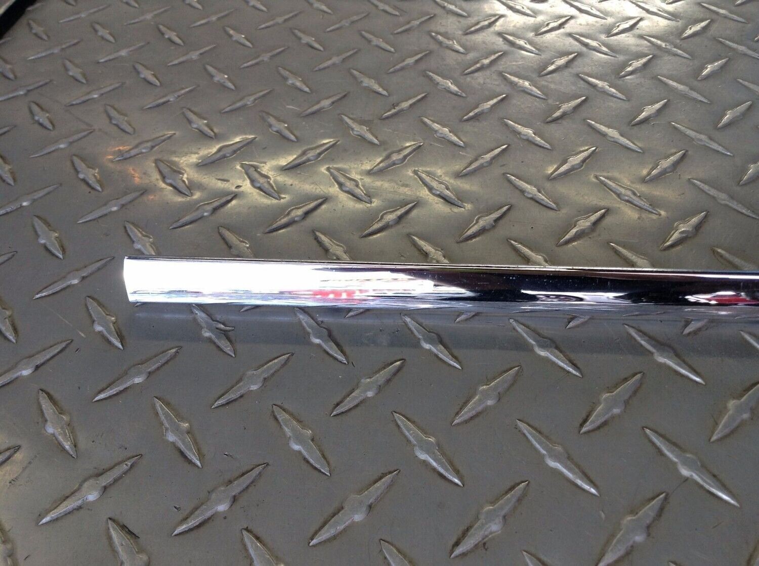 65 - 80 ROLLS ROYCE SILVER SHADOW CHROME LEFT REAR DOOR  TRIM