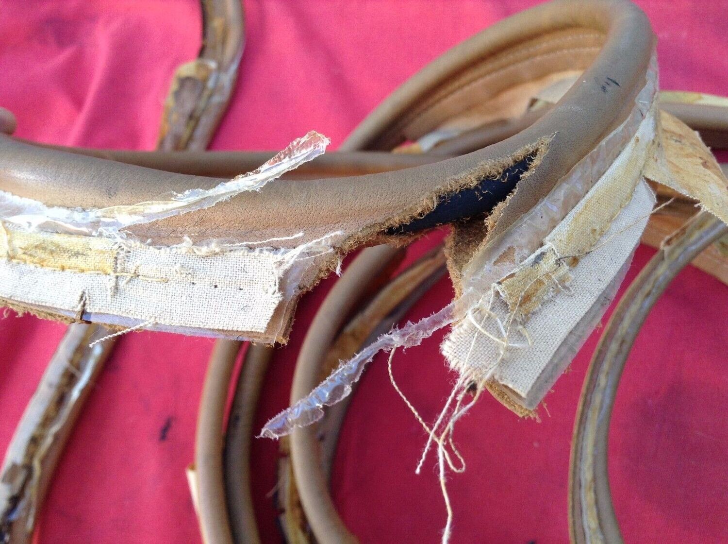 DISCARD 84 ROLLS ROYCE SILVER SPUR LEATHER HEAD LINER PIPING