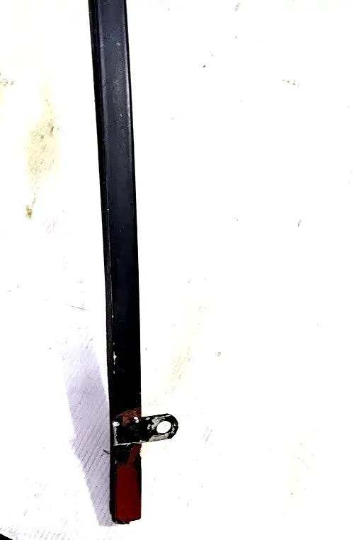 FERRARI 308 GTSi RIGHT DOOR 1/4 GLASS FRAME USA MODEL GENUINE 60292308