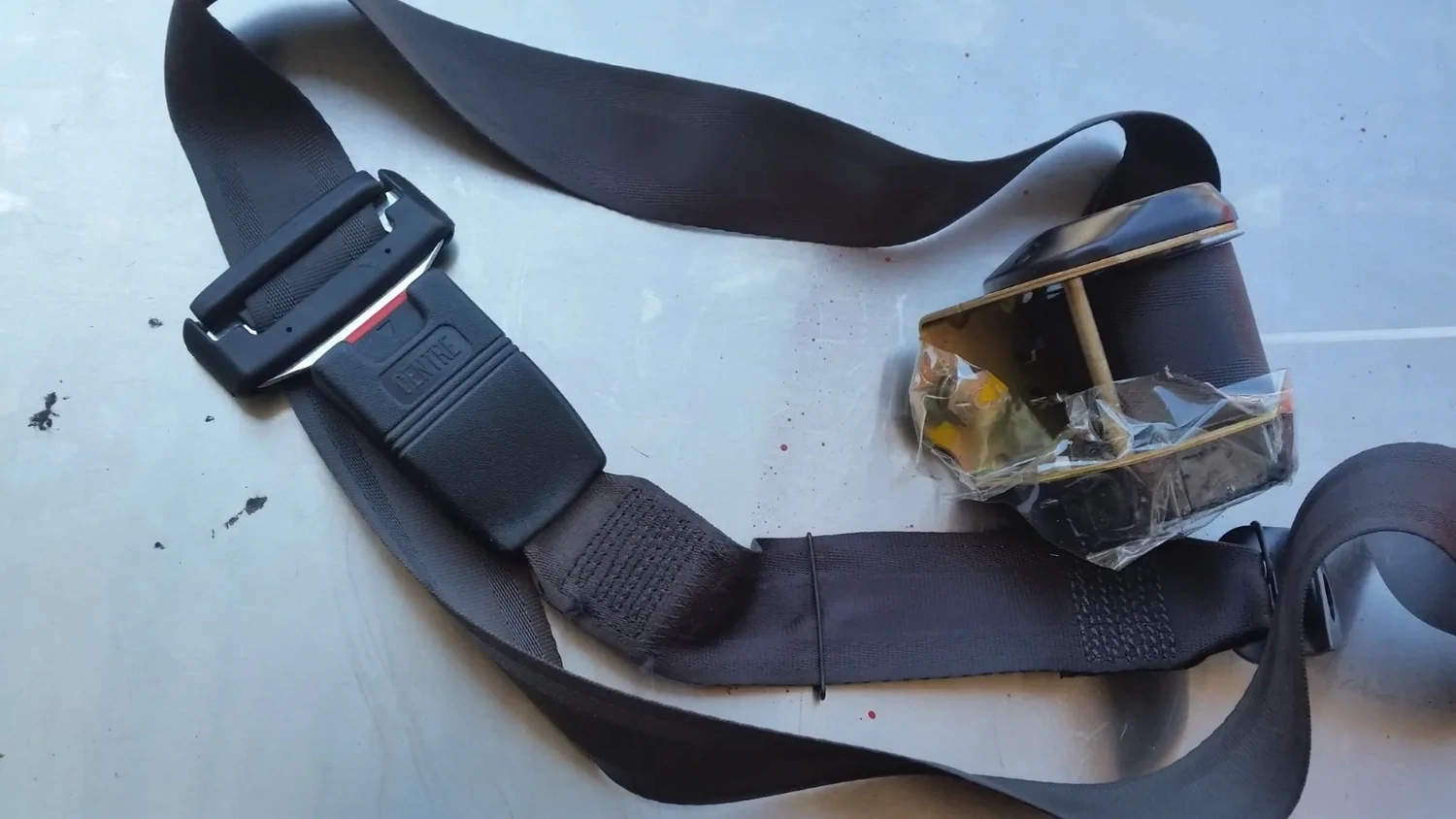 81 - 98 ROLLS ROYCE SILVER SPUR SPIRIT DAWN LEFT-RIGHT REAR SEAT BELT COMPLETE