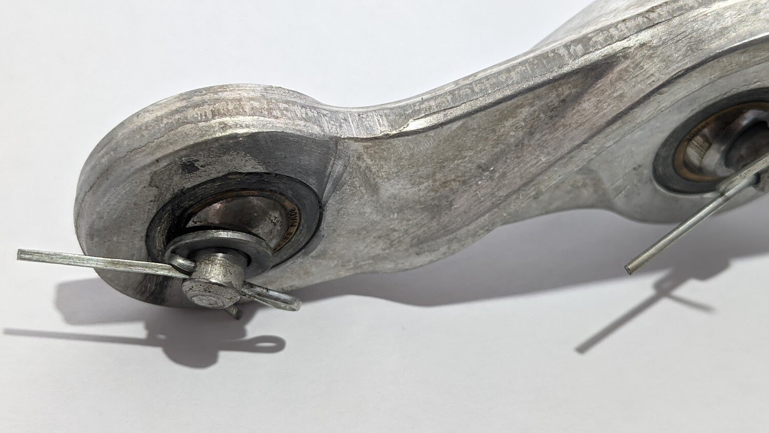 FERRARI 308 PARTS CLUTCH LEVER AT BELL HOUSING 116472