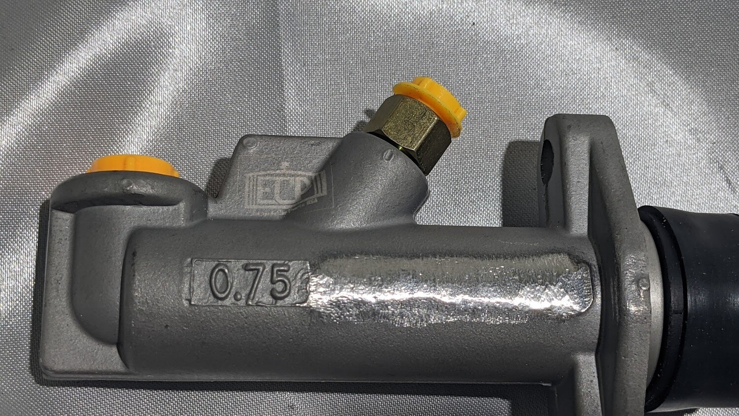 ECP Rolls Royce Silver Shadow Corniche MASTER CYLINDER NEW UR13167