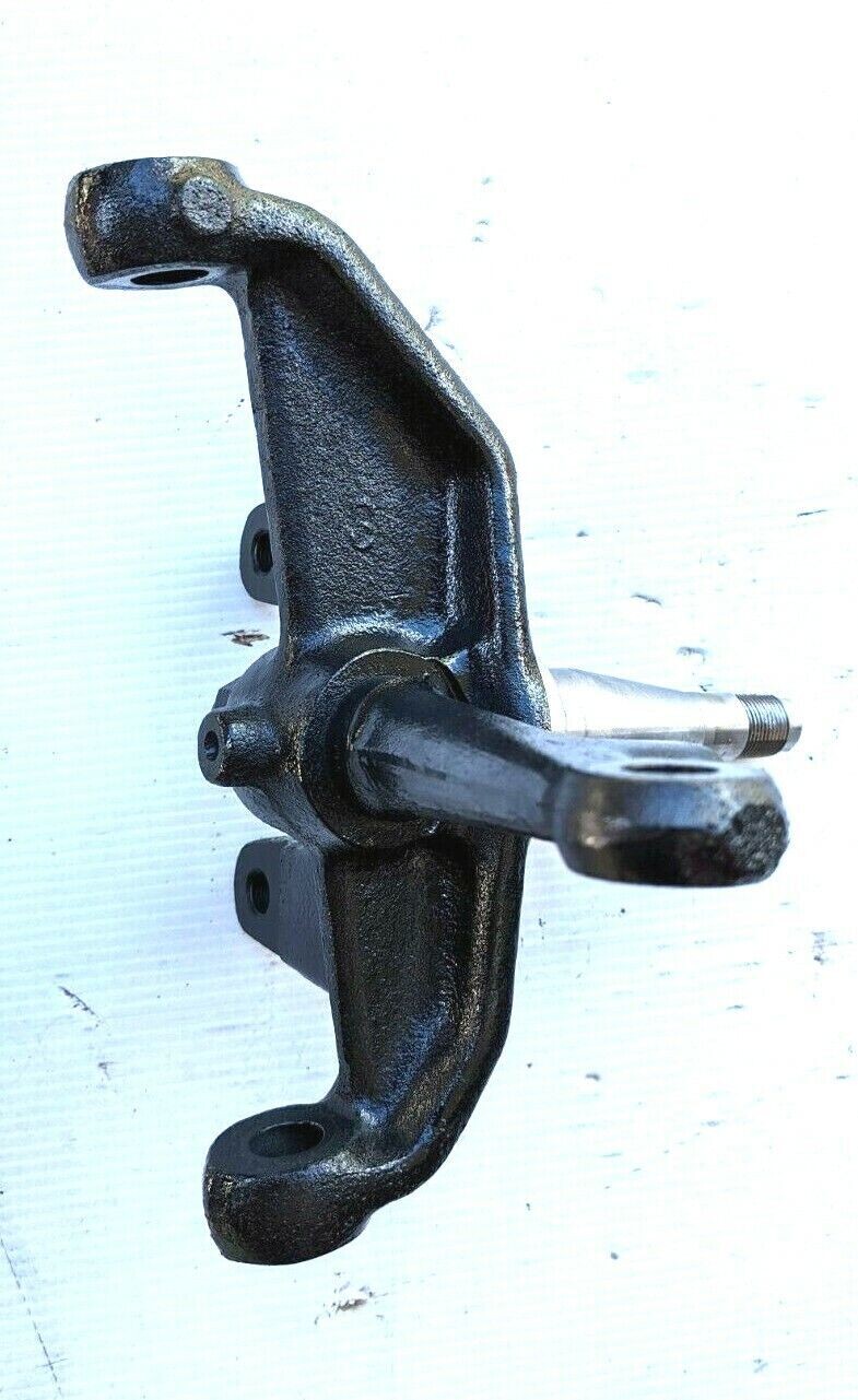 FERRARI 308 PARTS FRONT SPINDLE HUB CARRIER LEFT SIDE 115965