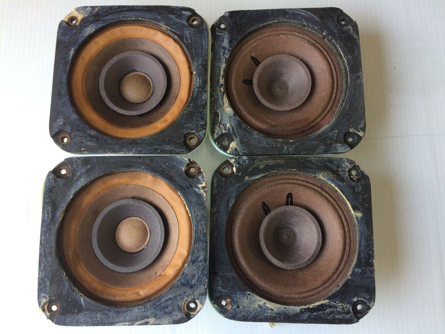 65 - 80 ROLLS ROYCE SILVER SHADOW SET OF 4 SPEAKERS ORIGINAL CONDITION