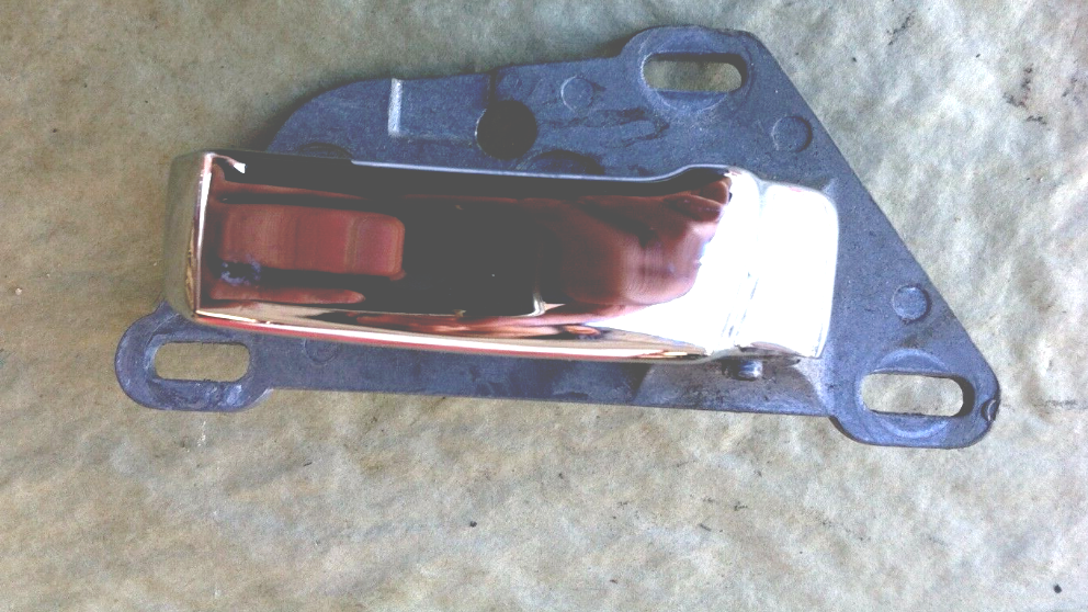 65 - 80 ROLLS ROYCE SILVER SHADOW RIGHT REAR OR FRONT DOOR HANDLE UB15380