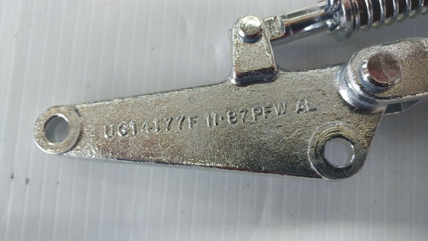81 - 91 ROLLS ROYCE SILVER SPUR rear caliper PARKING BRAKE shackle and levers