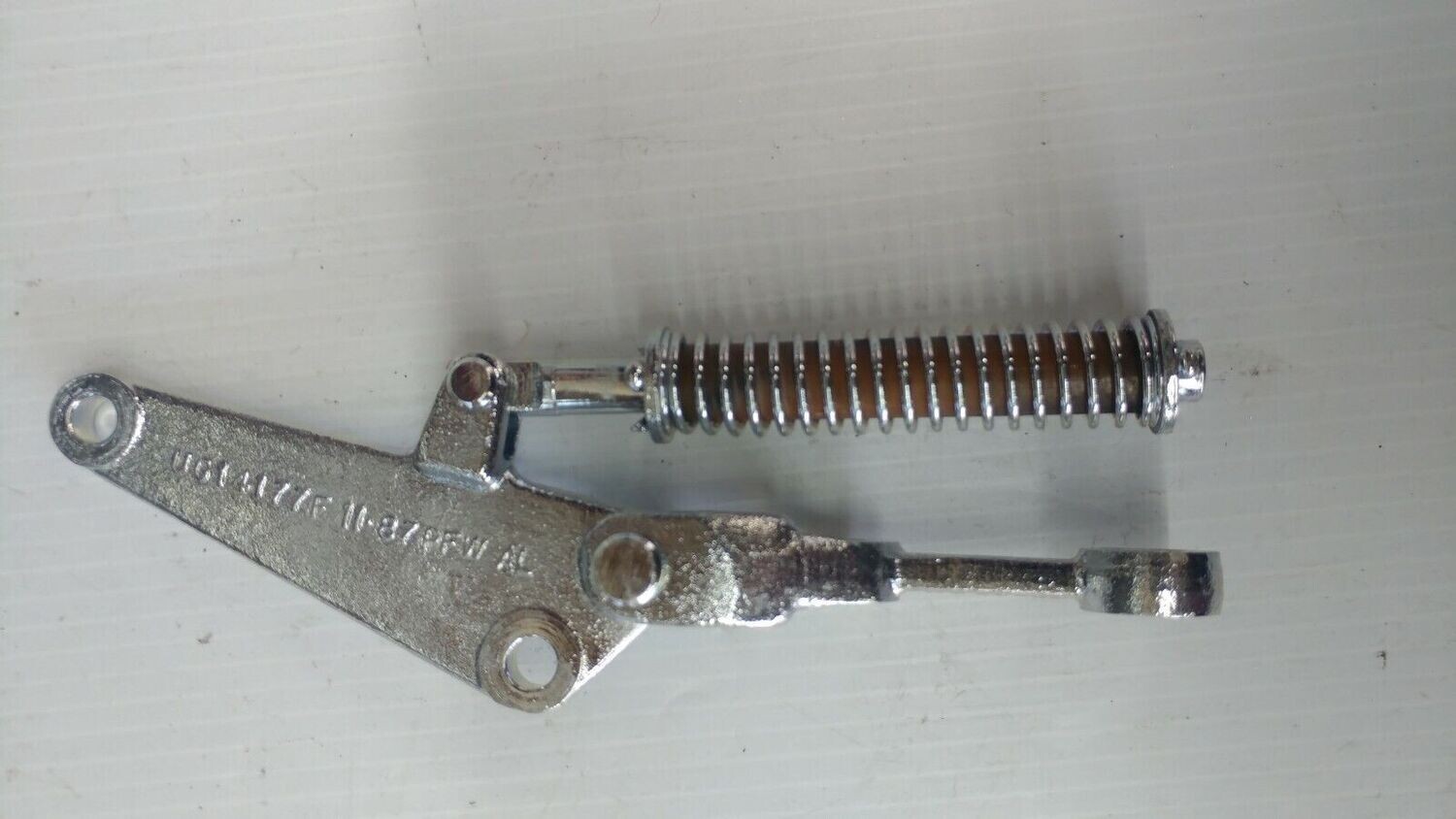 81 - 91 ROLLS ROYCE SILVER SPUR rear caliper PARKING BRAKE shackle and levers