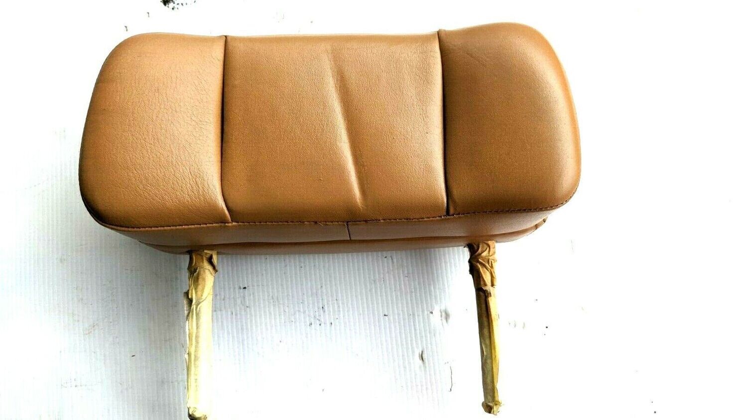 ROLLS ROYCE SILVER SPUR BENTLEY TURBO R front HEAD REST TAN