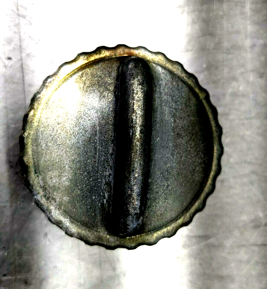 VINTAGE FUEL CAP FOR PORSCHE 911 930 ORIGINAL PATINA 91120127201