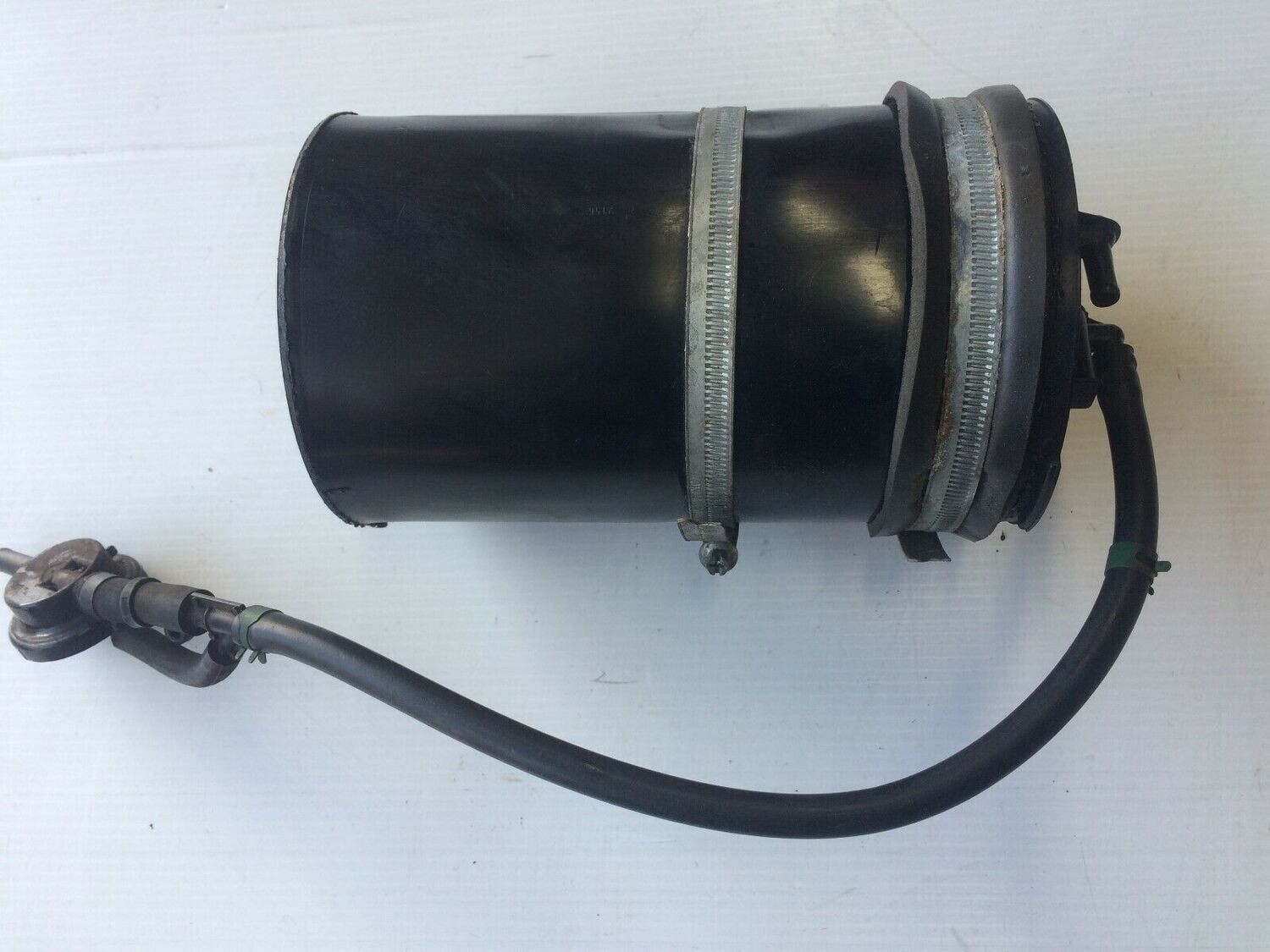 ROLLS ROYCE SPUR BENTLEY CORNICHE AZURE EMISSION CANISTER UE71427