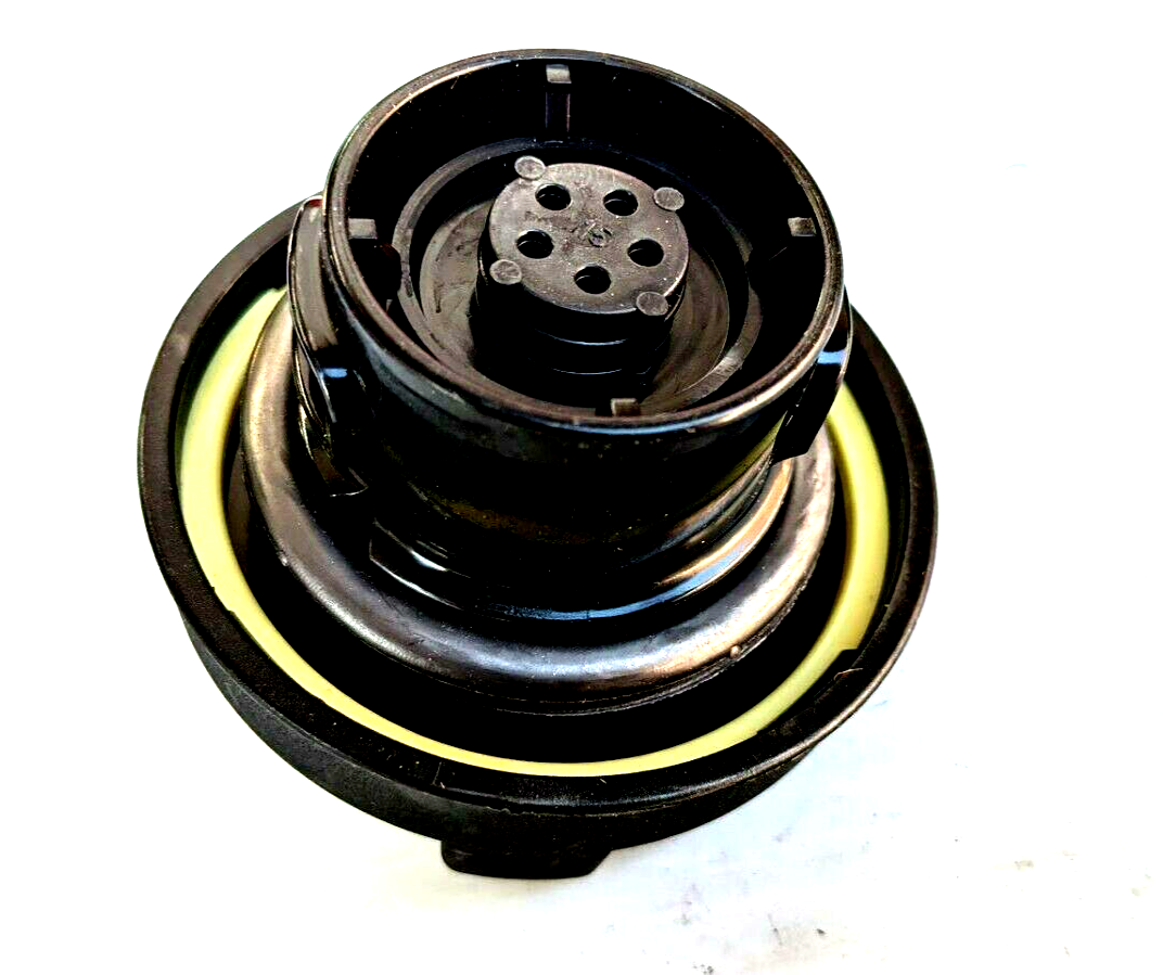 FUEL TANK GAS CAP Land Rover RANGE ROVER SPORT LR138718 NEW NO HOLDING STRAP