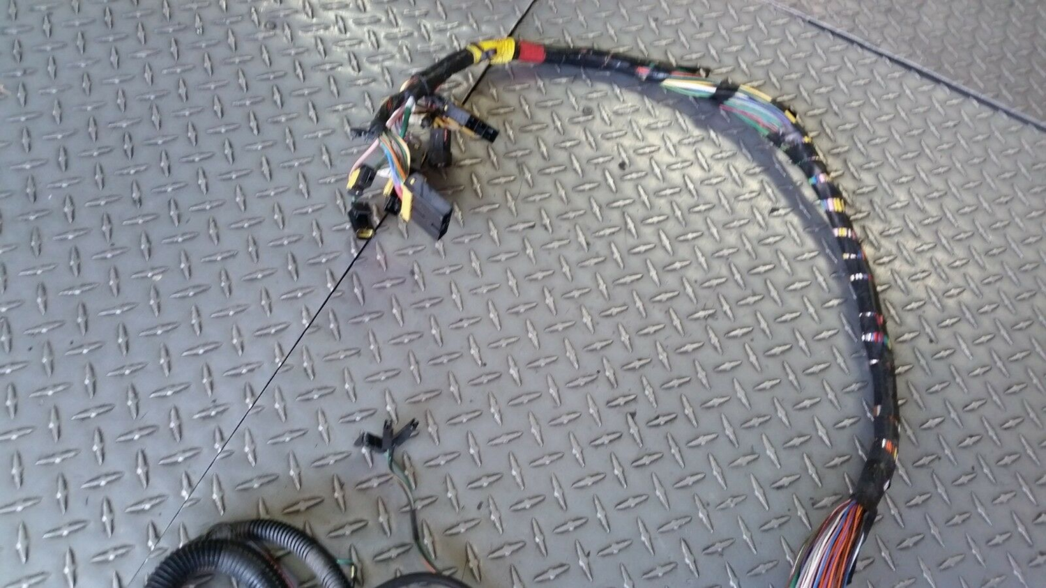 96 97 98 99 ROLLS ROYCE SILVER SPUR left side loom front TO back wiring harness