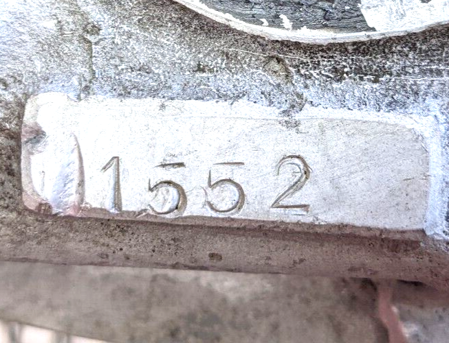 1966 Rolls Royce Silver Shadow engine crankshaft in good condition UE31298