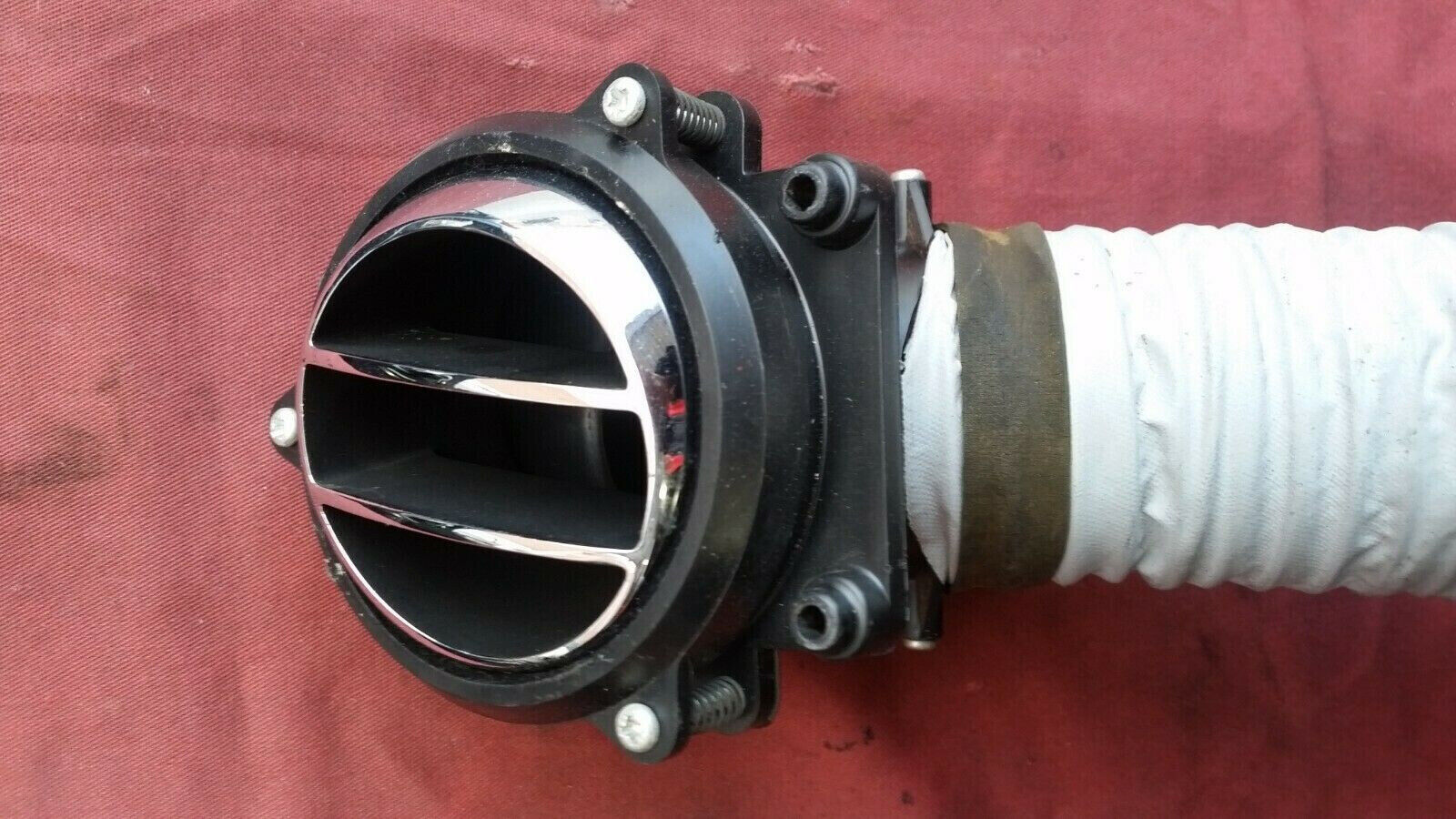 77 TO 80 ROLLS ROYCE SILVER SHADOW AIR CONDITIONING DASH DIRECTIONAL DUCT - img