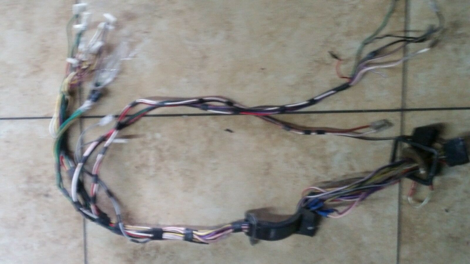 65 to 80 ROLLS ROYCE SILVER SHADOW LEFT FRONT DOOR WIRING HARNESS CABLES
