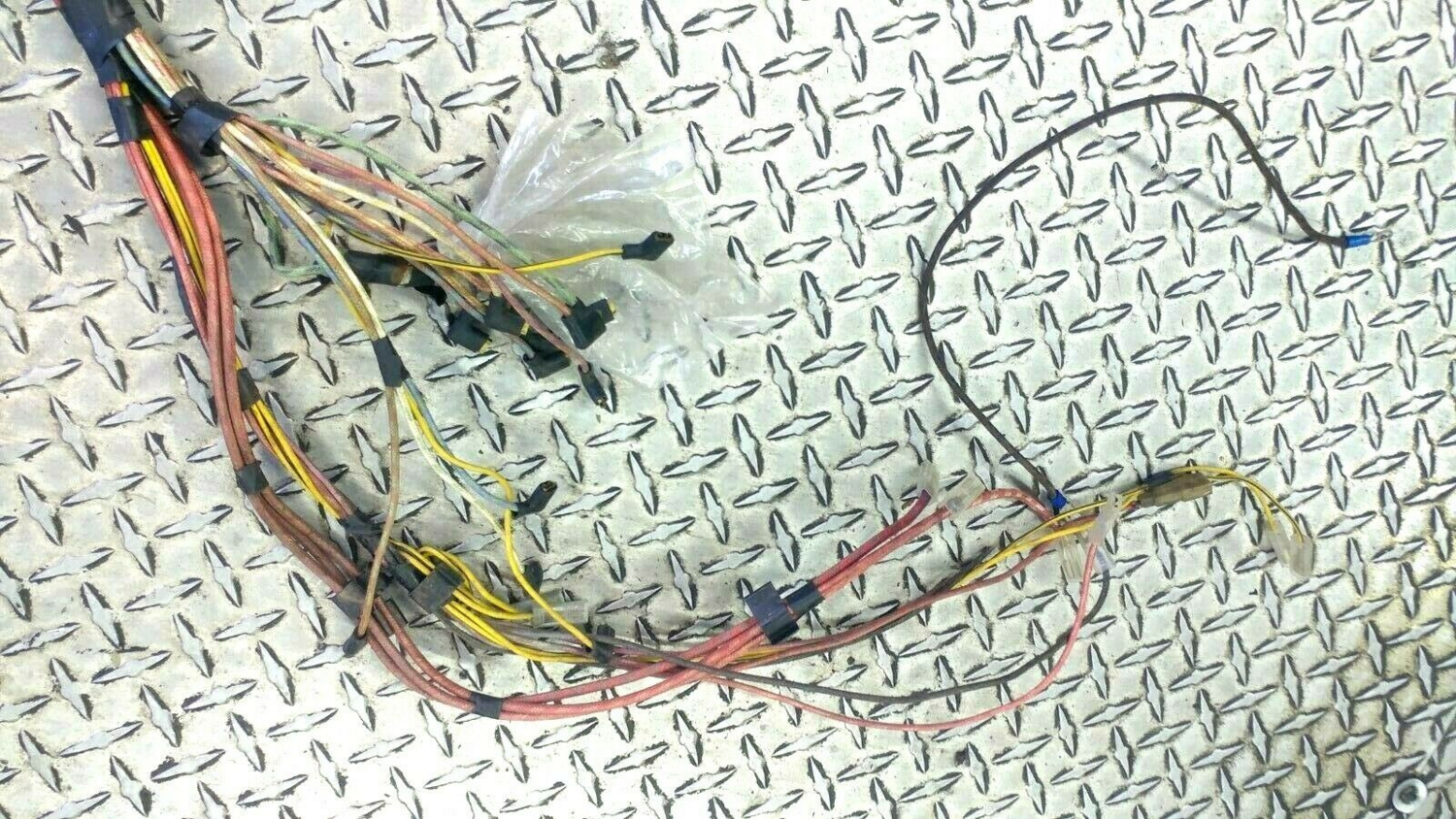 65 to 80 ROLLS ROYCE SILVER SHADOW LEFT FRONT DOOR WIRING HARNESS CABLES