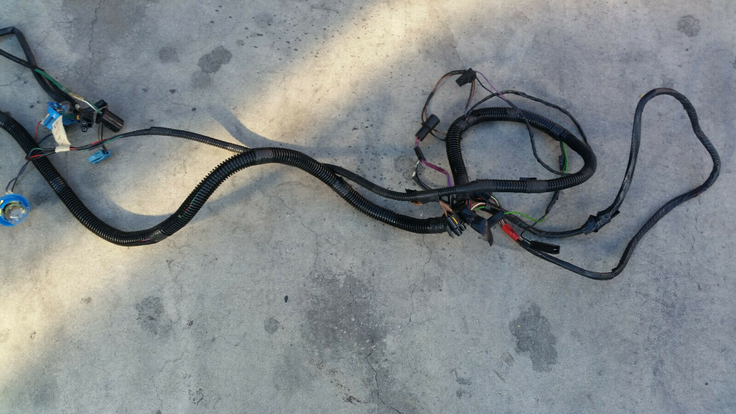 96 97 98 99 BENTLEY TURBO R right REAR TRUNK SIDE WIRING harness wires w relays