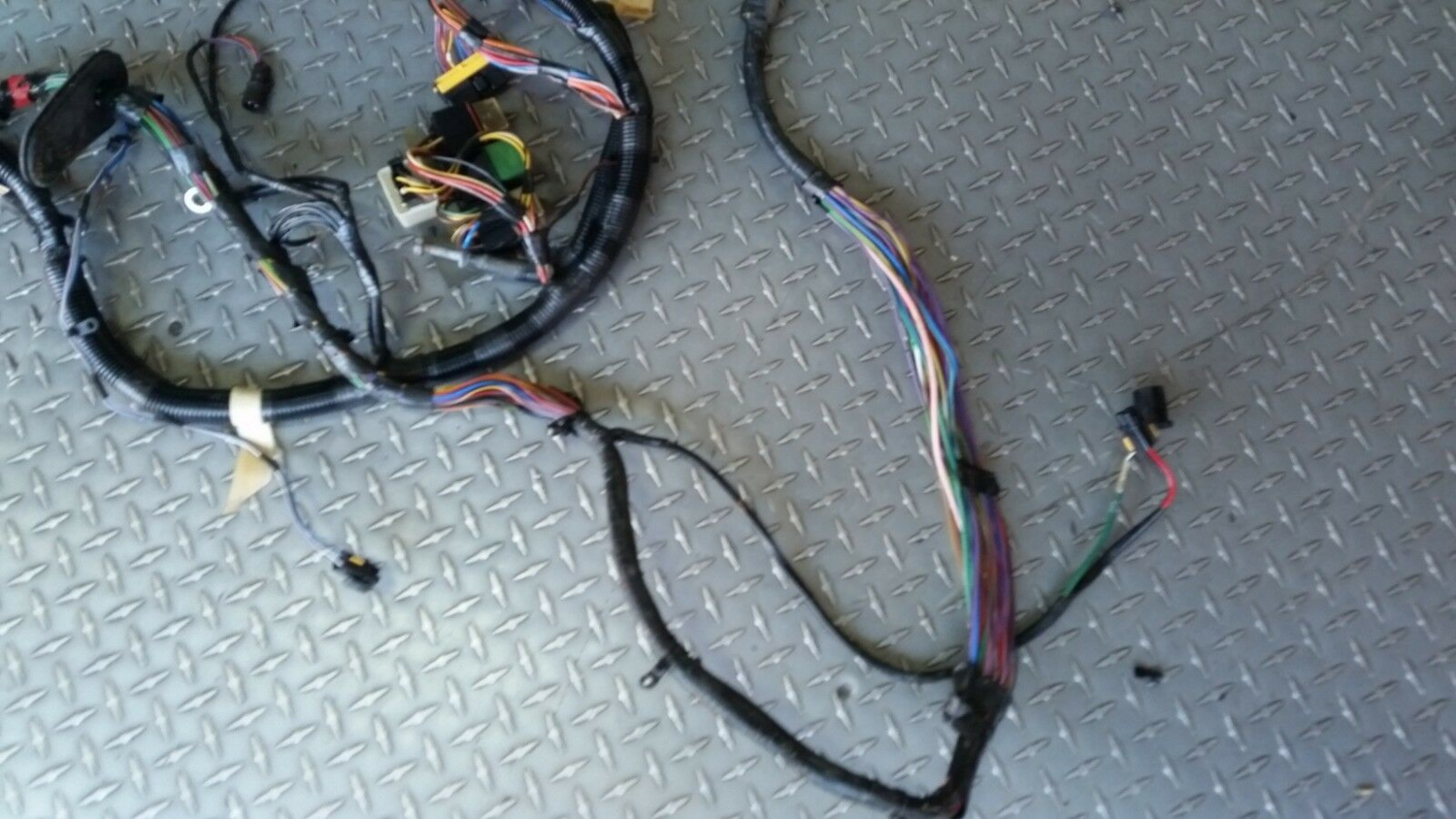 96 97 98 99 ROLLS ROYCE SILVER SPUR left side loom front TO back wiring harness