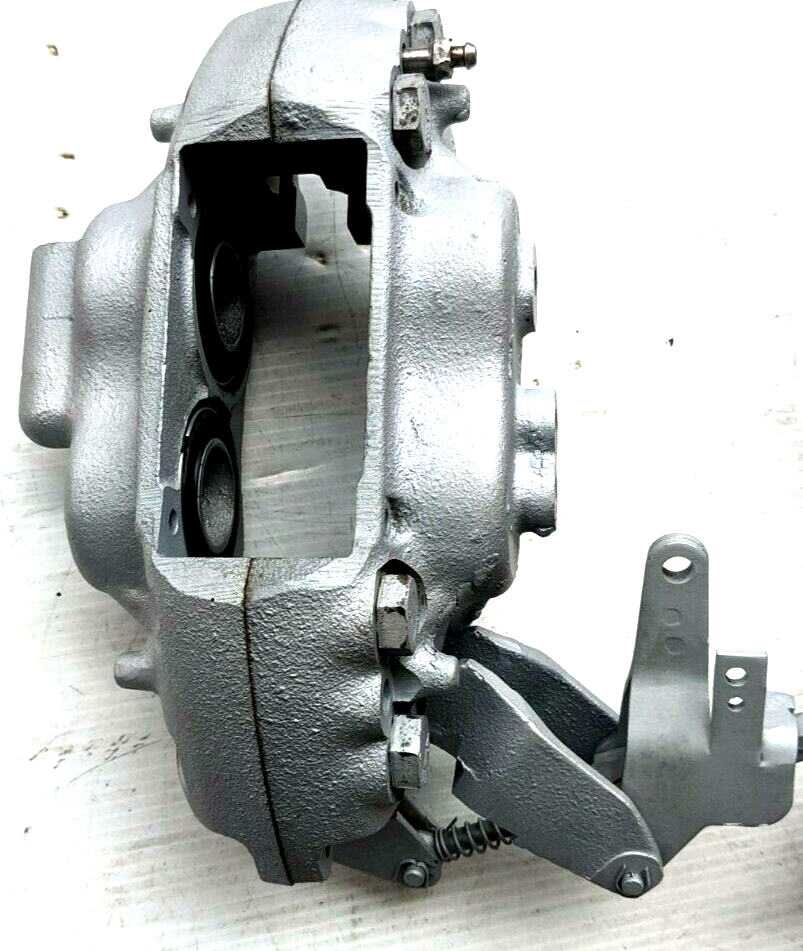 70 TO 80 ROLLS ROYCE SILVER SHADOW CORNICHE rear BRAKE CALIPER REBUILD SET