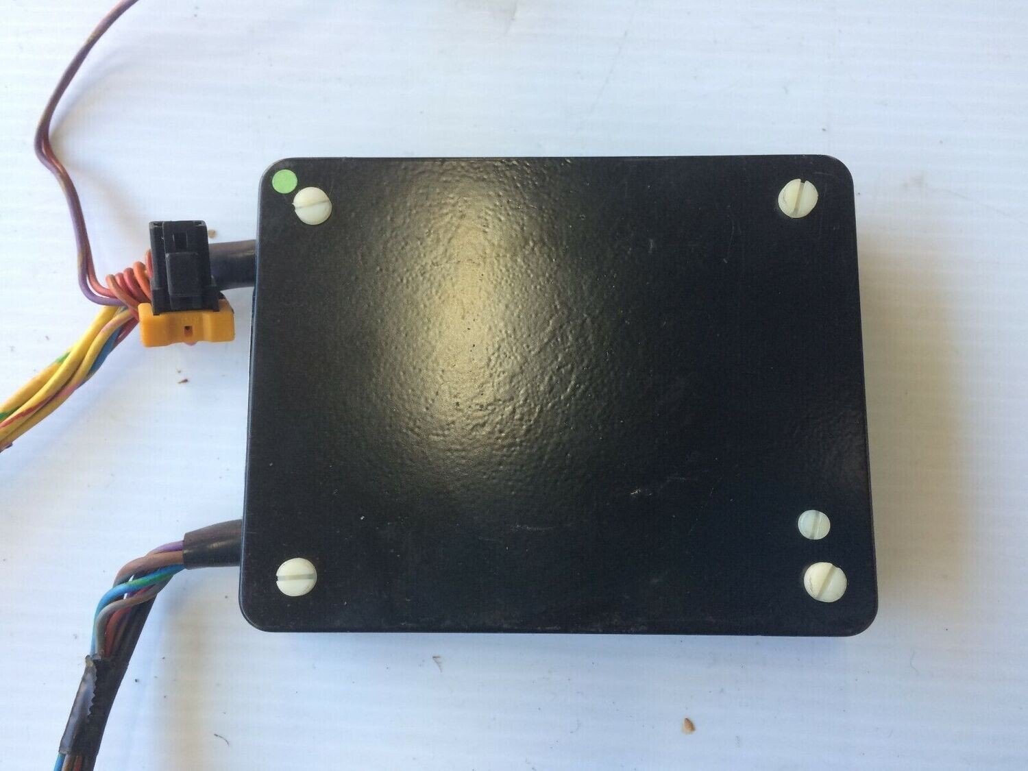 ROLLS ROYCE SILVER BENTLEY MULSANNE LEFT front seat belt CONTROL UNIT UB71639