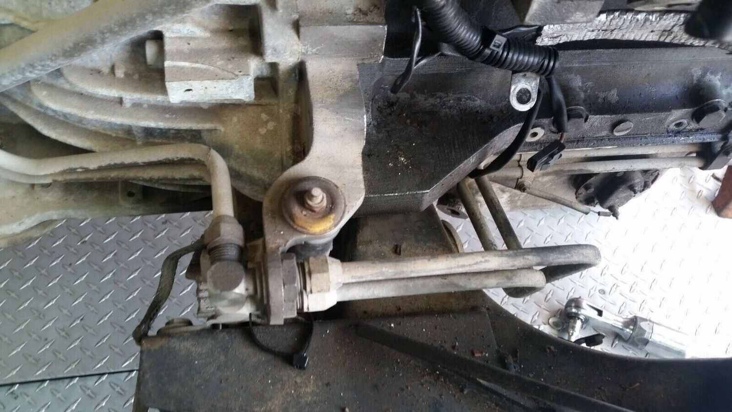 Rolls Royce Silver Spur DAWN TRANSMISSION TESTED 4 SPEED CONVERTER UT1048 tested
