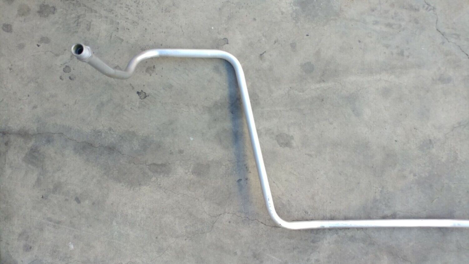 FERRARI 348 PARTS  freon pipe return exp valve to compressor 62659000