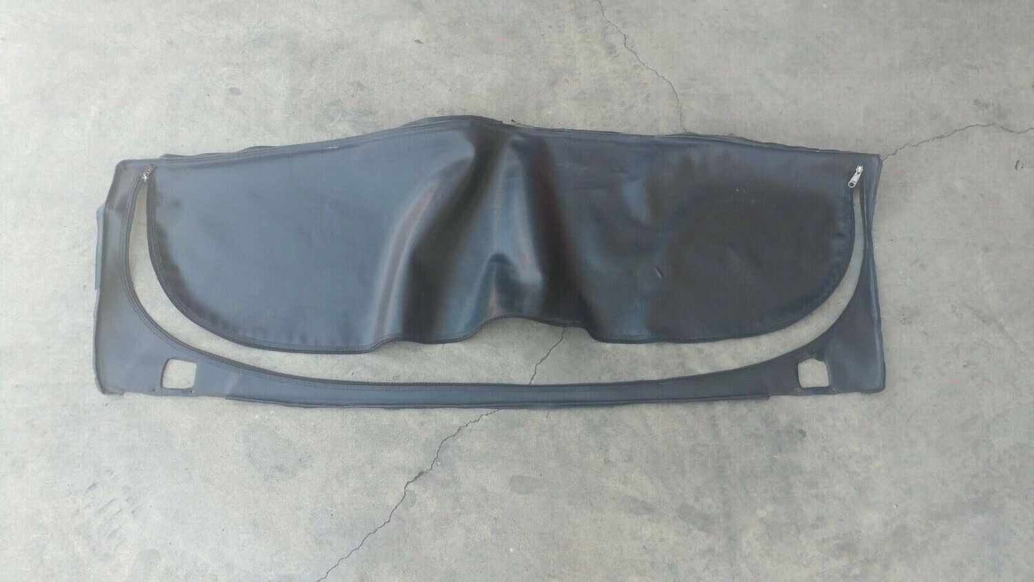FERRARI 308 PARTS GTS rear trunk luggage COMPARTMENT COVER WITH ZIPPER 60114808