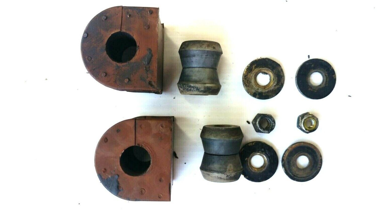 FERRARI 348 PARTS  REAR SUSPENSION SWAY BAR ANTI ROLL BUSHING KIT