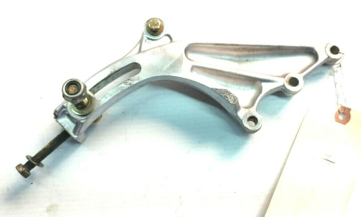 FERRARI 348 PARTS  air conditioning compressor holding bracket 147639